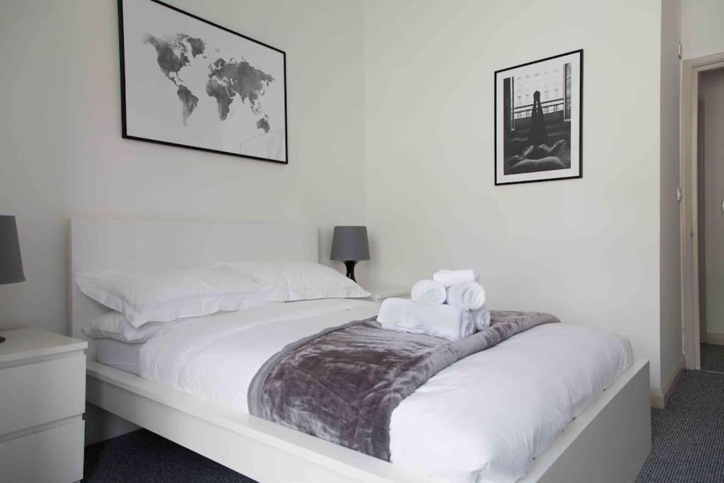 Stunning 2 Bed Apartment With Sea Views, Penzance Bagian luar foto